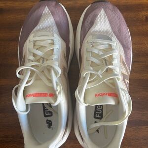 New Balance Women’s FuelCell Rebel v5.
